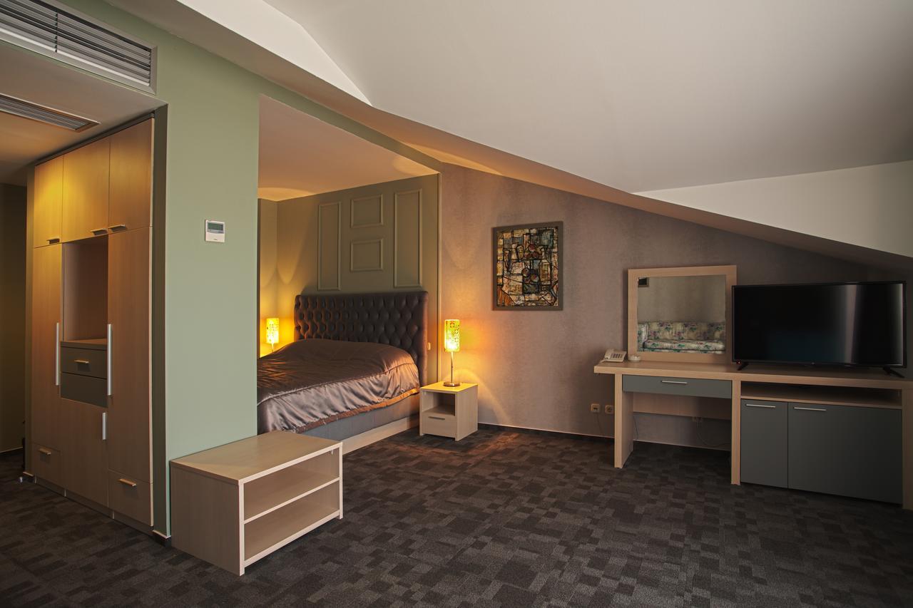 Romantique Veles Hotel Luaran gambar