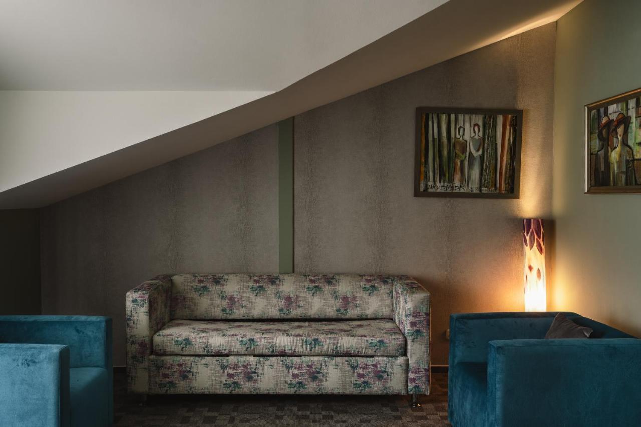 Romantique Veles Hotel Luaran gambar